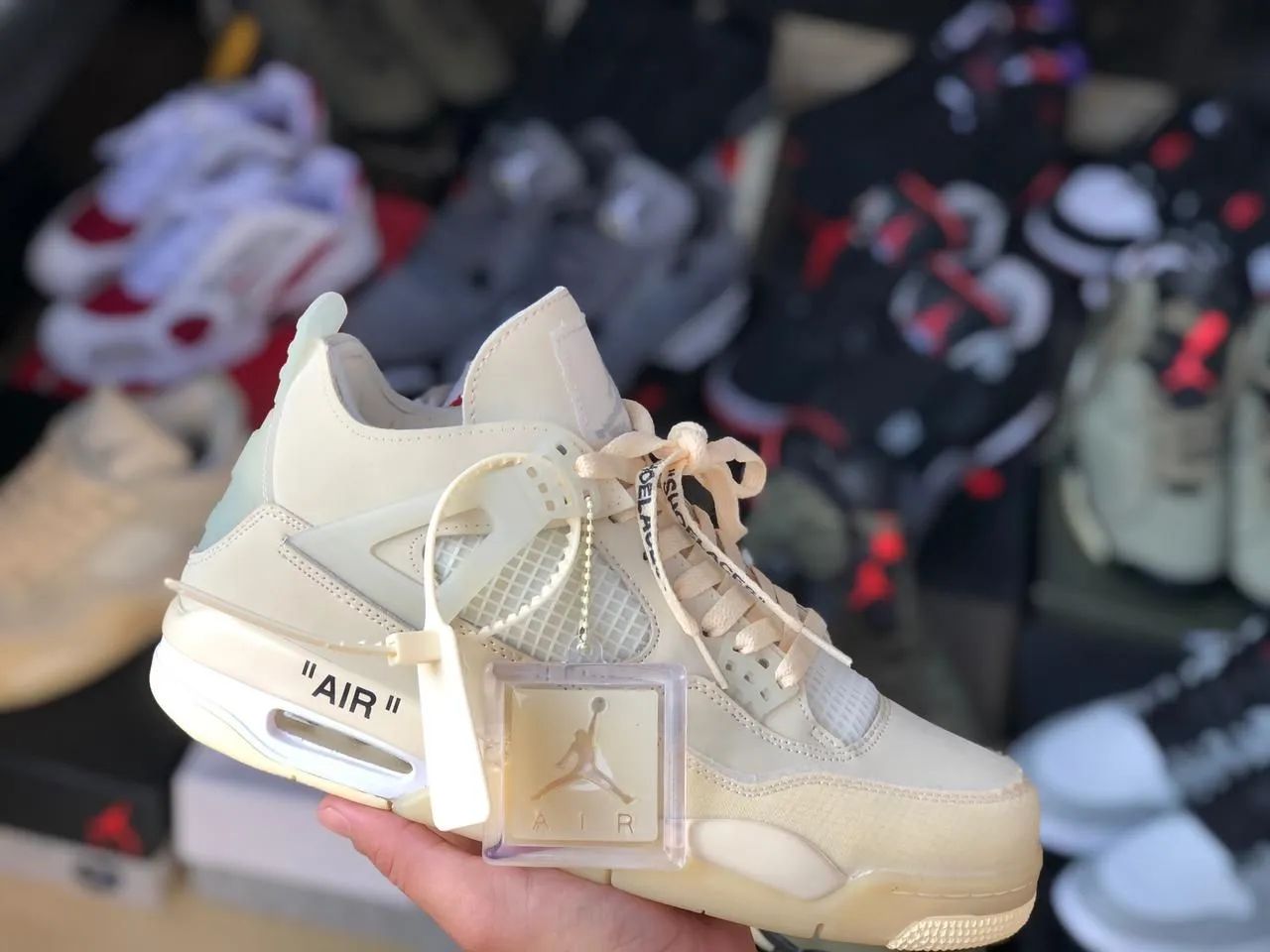 Off white x J0Rdans