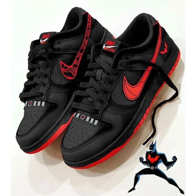 Dunk Low (Limited Edition)