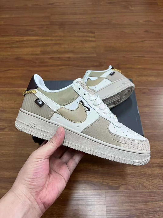 A1RF0RCE Sneakers