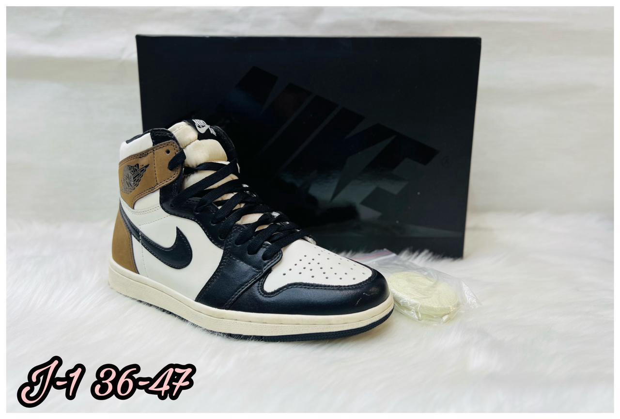 AJ1 Sneaker