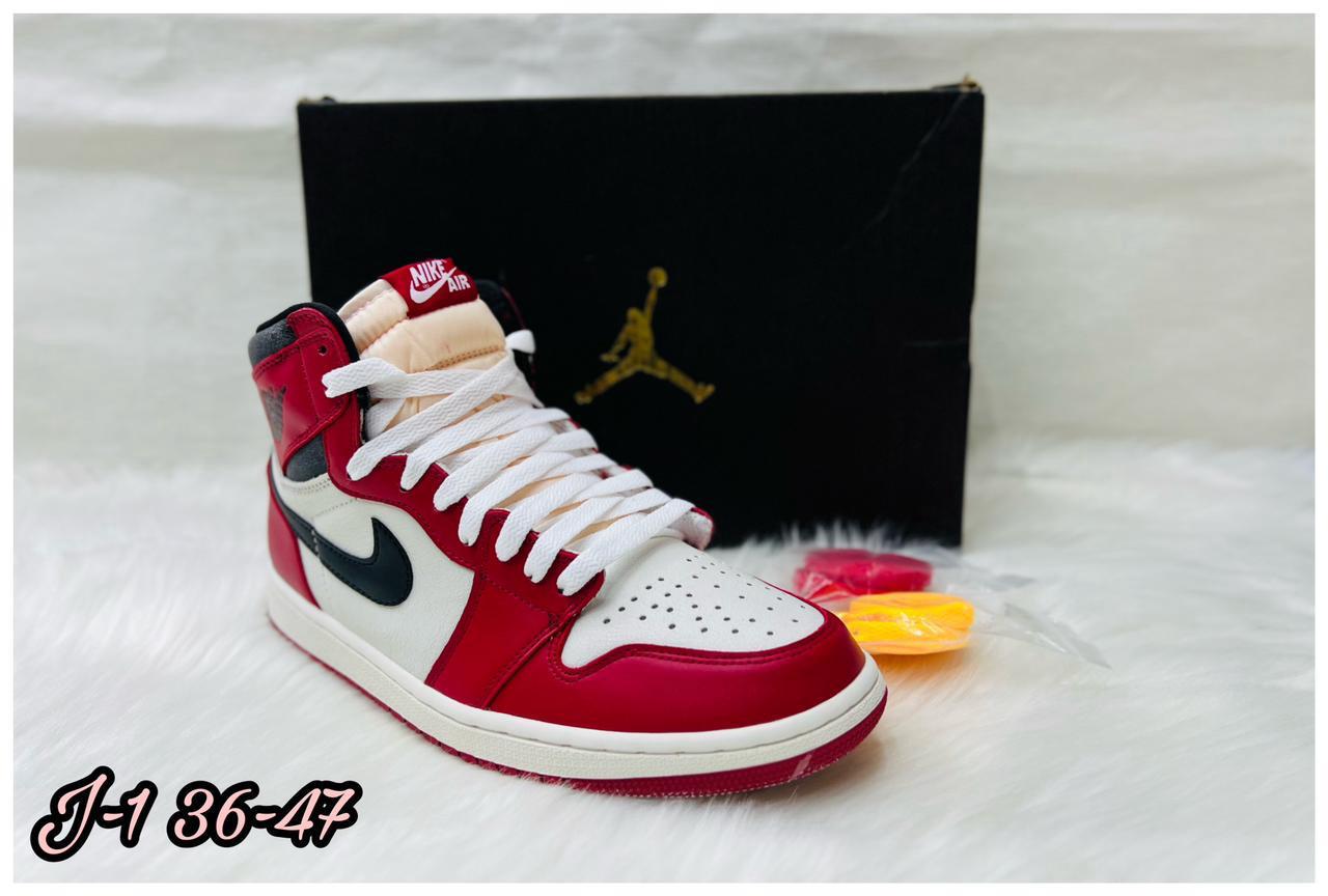 AJ1 Sneaker