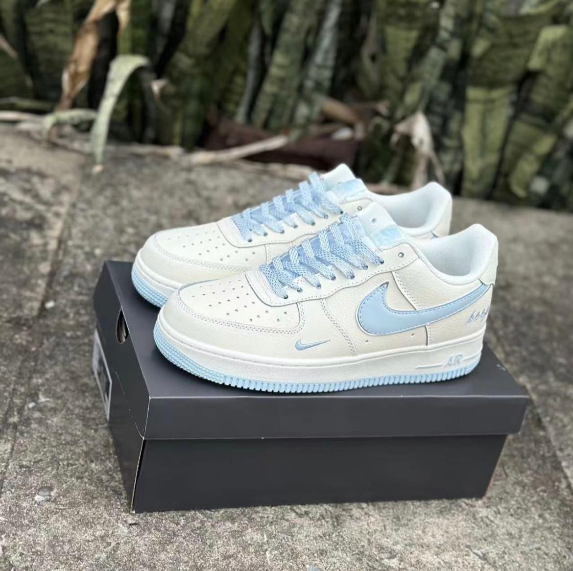 AF1 ( MID )